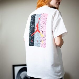 Beyaz Damla Sırt Baskı Tshirt