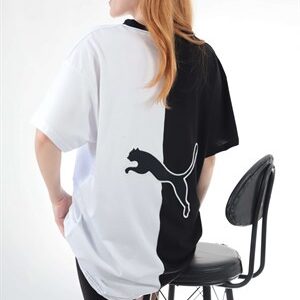 Siyah Beyaz Parçalı Sırt Logo Tshirt
